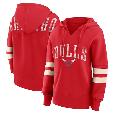 Sweat à capuche rouge Fanatics Chicago Bulls Bold Move Dolman col en V pour femmes