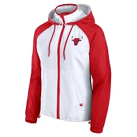 Veste à capuche entièrement zippée Fanatics Chicago Bulls Anorak Raglan blanche/rouge pour femme