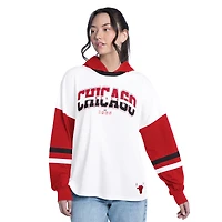 Women's G-III 4Her by Carl Banks  White/Red Chicago Bulls Key Player Oversized Hooded Long Sleeve T-Shirt