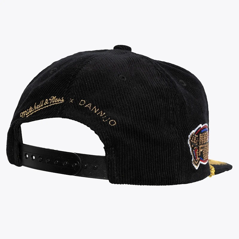 Casquette snapback noire pour femme Mitchell & Ness x DANNIJO des Chicago Bulls