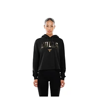 Sweat à capuche noir New Era Chicago Bulls Glam Game dos ouvert pour femme