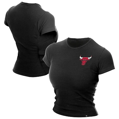 T-shirt court pour femme Chicago Bulls Leisure Collection Baby Doll de New Era noir