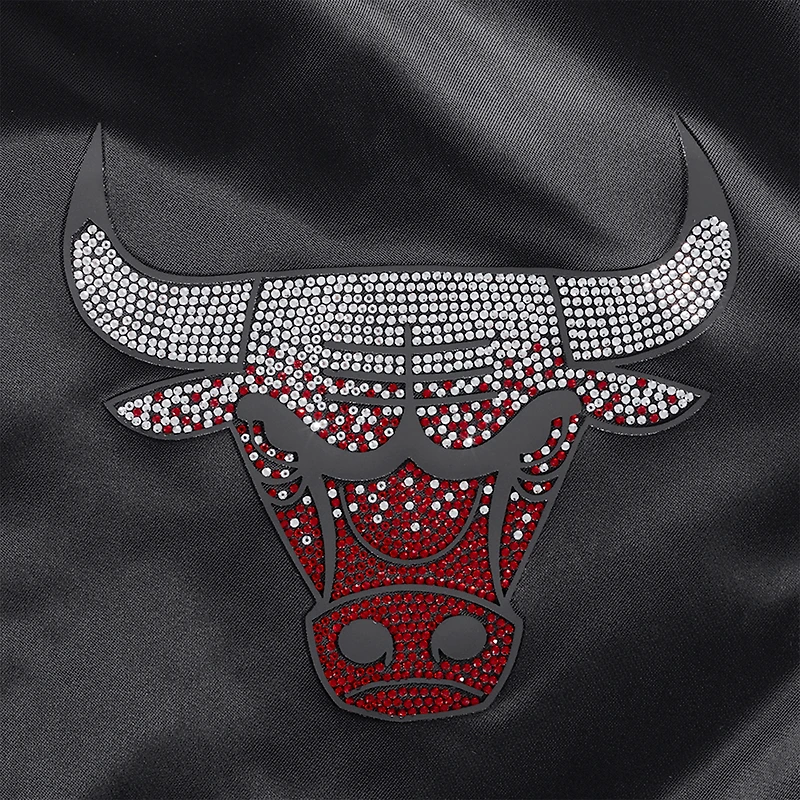 Veste Pro Standard noire à boutons-pression en satin et strass des Chicago Bulls pour femme