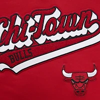 Women's Pro Standard Red Chicago Bulls Script Tail Cropped Pullover Hoodie