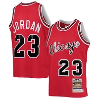 Maillot authentique Mitchell & Ness Michael Jordan rouge Chicago Bulls 1984/85 Hardwood Classics