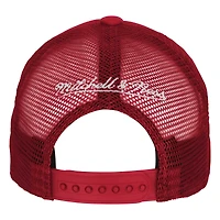 Casquette ajustable Mitchell & Ness Red Chicago Bulls Core Evergreen Trucker pour jeunes