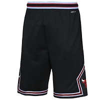 Youth Nike Black Chicago Bulls 2025/26 City Edition Swingman Performance Shorts