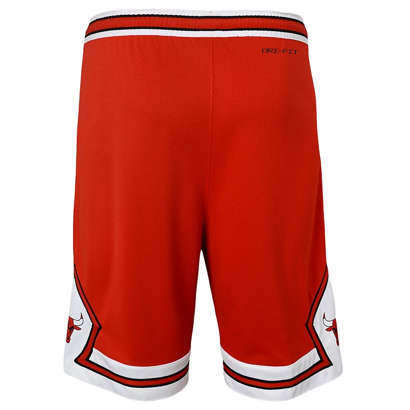 Youth Nike Red Chicago Bulls Swingman Performance Shorts – Icon Edition