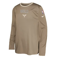 T-shirt de tir à manches longues Nike Tan Chicago Bulls 2024/25 City Edition pour jeunes