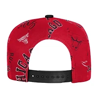 V110833 BULLS 000 NBA OST 25 Youth Street Hooper AOP Flat Brim Snapback HATYTHSNP #1