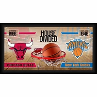 Collage encadré 10" x 20" des Chicago Bulls contre les New York Knicks, House Divided