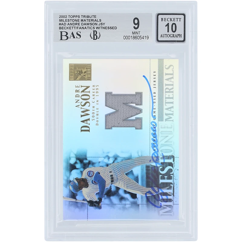 Carte autographiée par Andre Dawson (Chicago Cubs) de la série Topps Tribute Milestone Materials GU Relic 2002, numéro MIM-AD, authentifiée par Beckett Fanatics Witnessed (9/10).