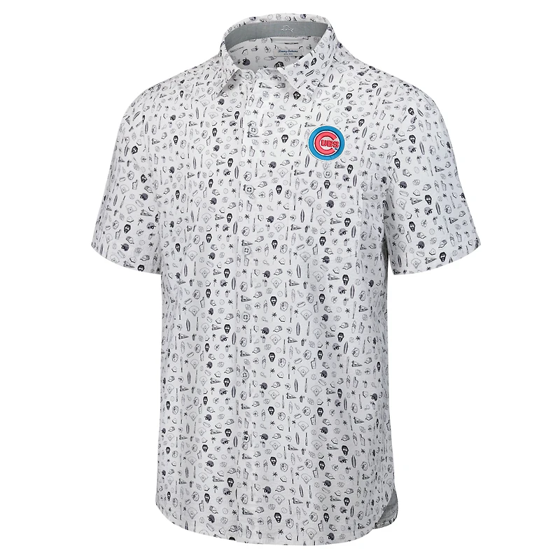 Chemise boutonnée à manches courtes pour homme Tommy Bahama Grey Chicago Cubs Nova Wave Riptide Rally Camp