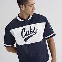 Survêtement d'échauffement en satin à manches courtes et boutons-pression pour homme, modèle emblématique des Chicago Cubs, de la marque Fanatics Athletic, bleu marine.
