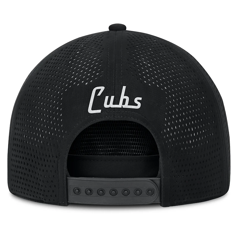 Casquette ajustable Fanatics noire pour homme avec logo des Chicago Cubs