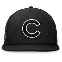 Men's Fanatics Black Chicago Cubs Walk-Off Bullpen Snapback Hat