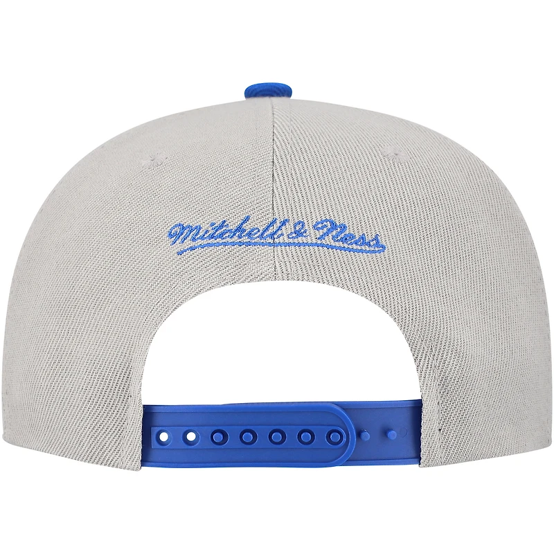Men's Mitchell & Ness Gray Chicago Cubs Knock Out Panel Snapback Hat