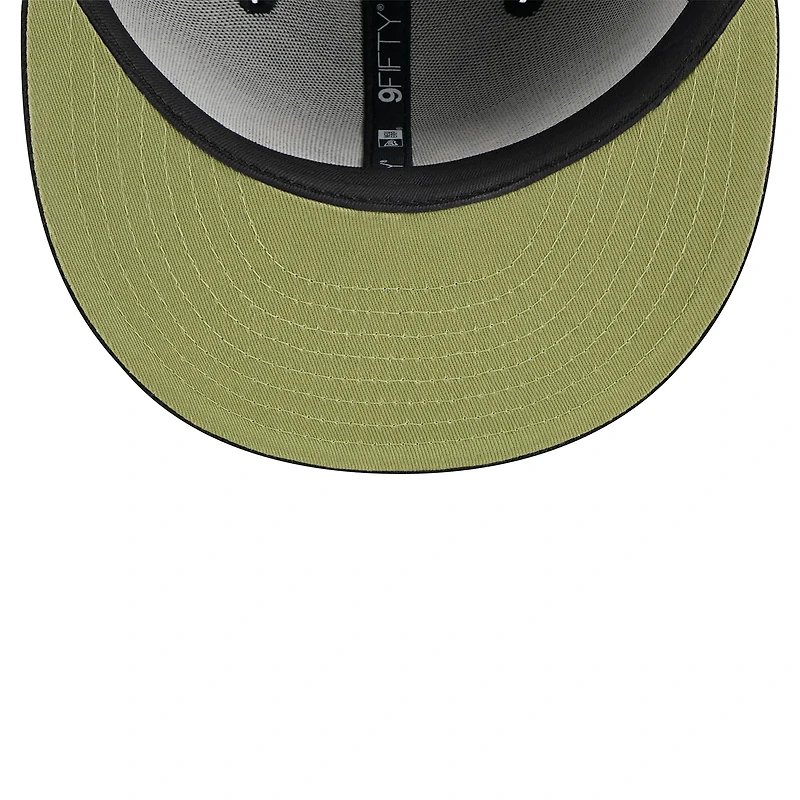 Men's New Era  Black Chicago Cubs 2024 Armed Forces Day 9FIFTY Snapback Hat