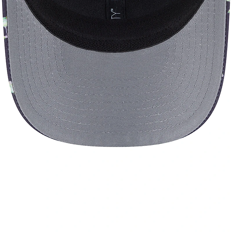 Men's New Era Black Chicago Cubs Adventure Drinks Pattern 9SEVENTY Stretch-Snap Hat