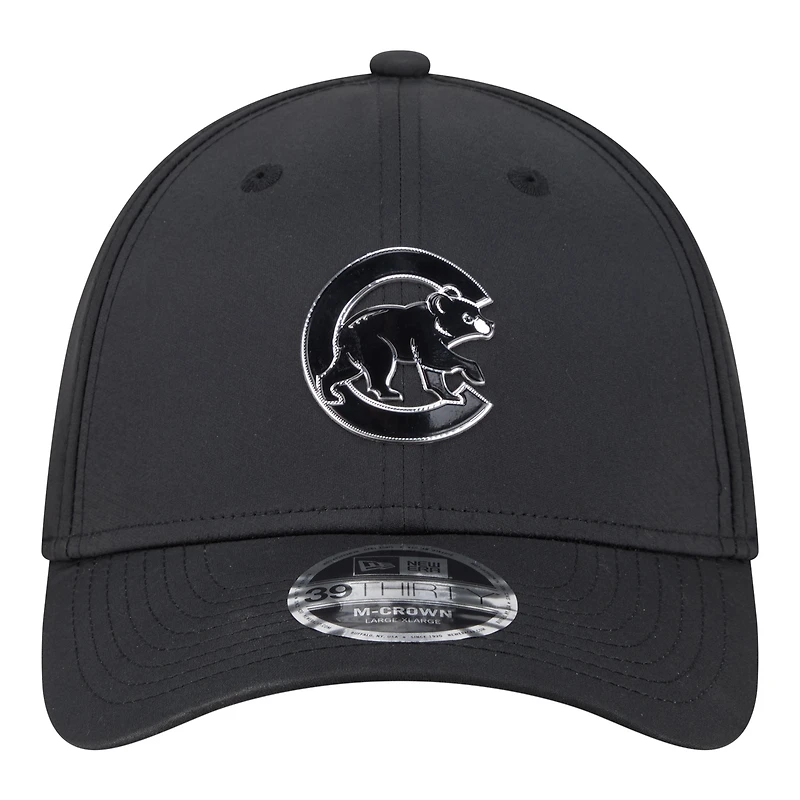 Men's New Era  Black Chicago Cubs Metallic 39THIRTY M-Crown Flex Hat