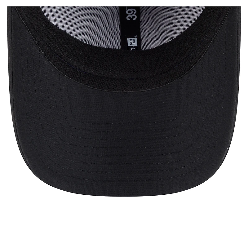 Casquette New Era noire Chicago Cubs Night 39THIRTY Flex pour homme