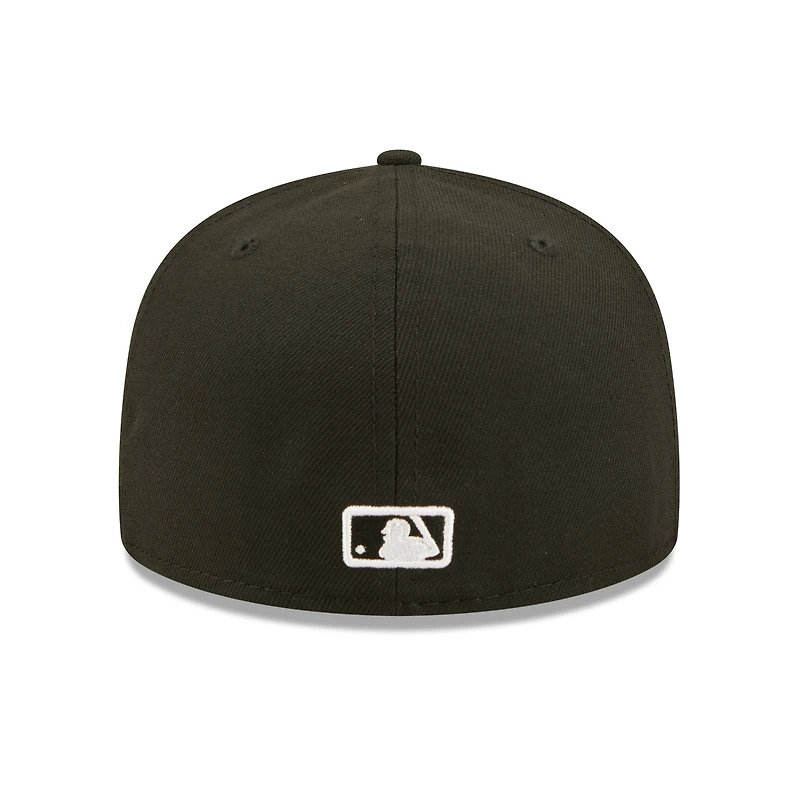 Men's New Era Black Chicago Cubs Team Logo 59FIFTY Fitted Hat