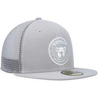 Casquette ajustée 59FIFTY pour entraînement au bâton sur le terrain Chicago Cubs 2023 New Era homme, gris