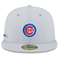 V107988 Cubs Mlb Nwe 2025 Clubhouse Gris 59fifty HATMENHIC 60632143 #4