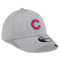 Men's New Era Gray Chicago Cubs Active Pivot 39THIRTY Flex Hat