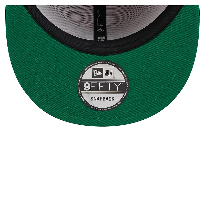 Men's New Era Royal/Red Chicago Cubs Retro Split Corduroy Snapback Hat