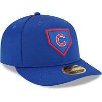 Casquette ajustée 59FIFTY à profil bas Royal Chicago Cubs 2022 Clubhouse de New Era pour homme