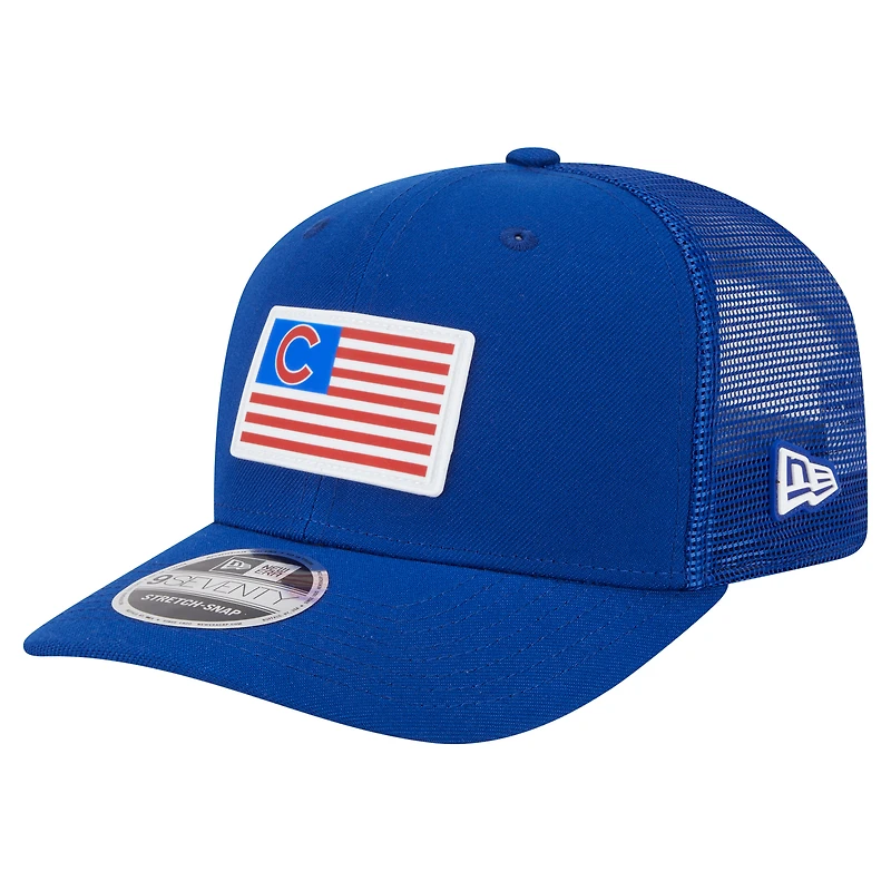 Casquette extensible à bouton-pression New Era Royal Chicago Cubs Flag 9SEVENTY pour homme