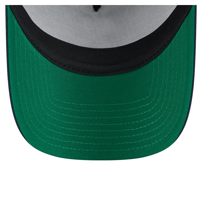 Men's New Era White/Navy Chicago Cubs Distressed 9FORTY A-Frame Adjustable Trucker Hat