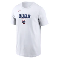 T-shirt Nike blanc pour homme avec le nom de l'équipe Chicago Cubs en gras