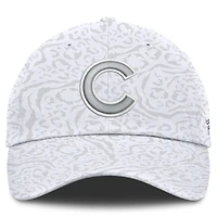 Casquette ajustable Fanatics blanche Chicago Cubs Umbra pour femmes