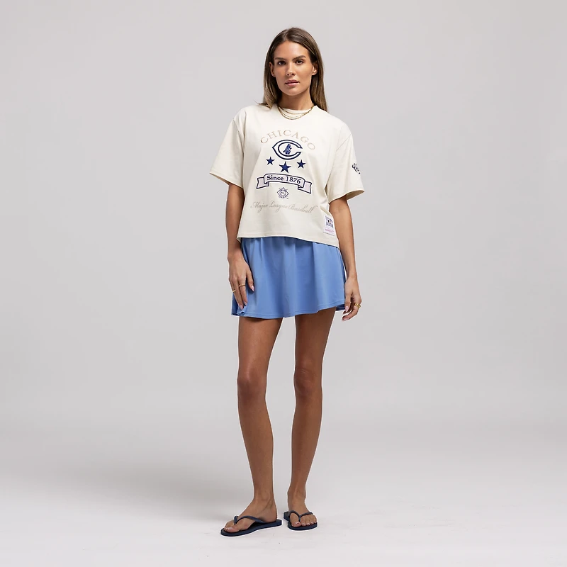 T-shirt court Mitchell & Ness crème Chicago Cubs Cooperstown Yacht Rock pour femme