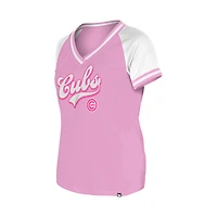 T-shirt à col en V rose clair Chicago Cubs Gameday pour femme New Era