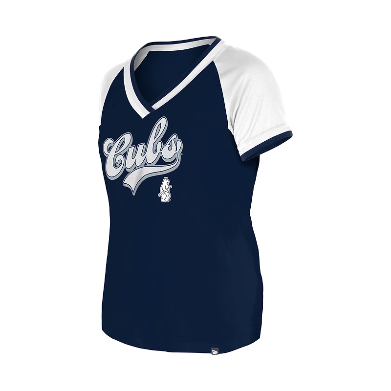 Women's New Era Navy Chicago Cubs Gameday Raglan V-Neck T-Shirt