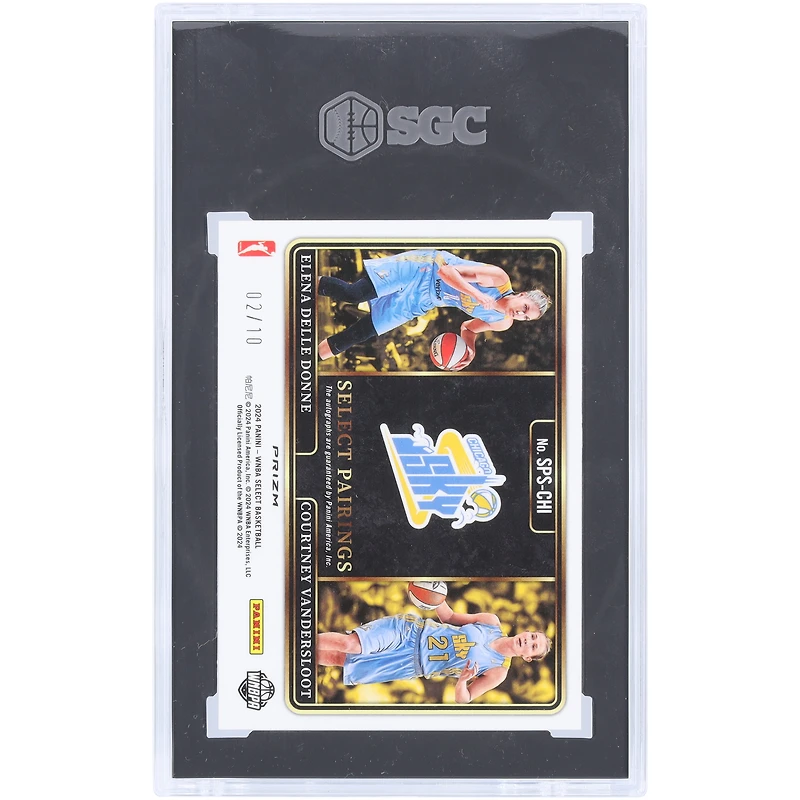 Courtney Vandersloot et Elena Delle Donne Chicago Sky Autographiées 2024 Panini Select WNBA Gold Prizm Select Pairings Autograph #SPS-CHI #2/10 SGC Authentifiée 9.5/10 Carte