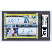 Courtney Vandersloot et Elena Delle Donne Chicago Sky Autographiées 2024 Panini Select WNBA Gold Prizm Select Pairings Autograph #SPS-CHI #2/10 SGC Authentifiée 9.5/10 Carte