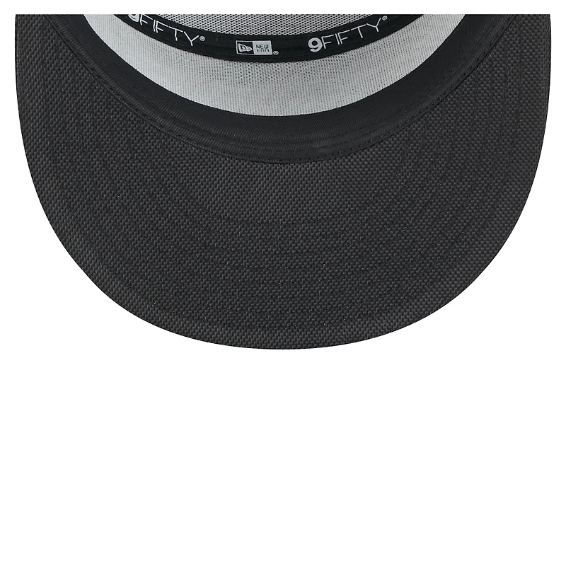 Men's New Era Black Chicago White Sox Split Panel 9FIFTY Trucker Snapback