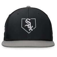 Men's Fanatics Black/Gray Chicago White Sox Batter's Box Snapback Hat
