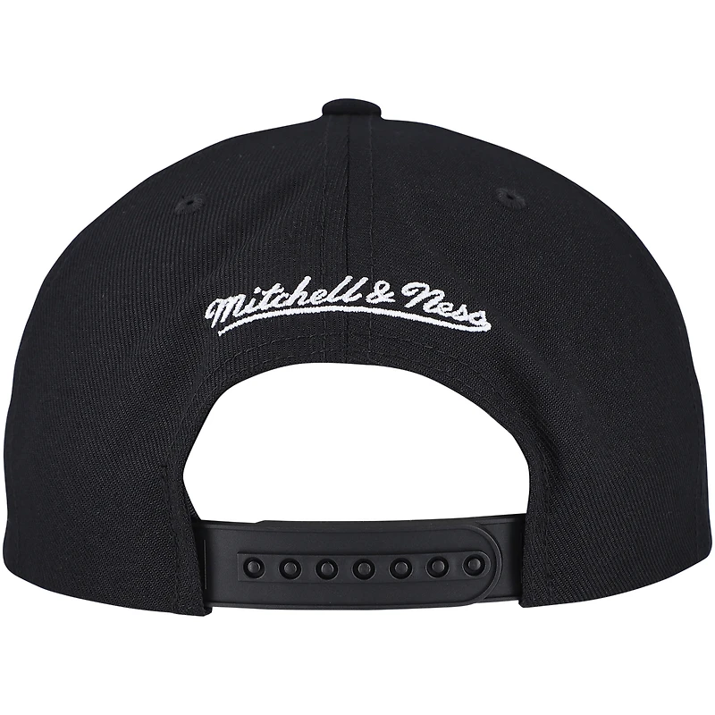 Men's Mitchell & Ness Black Chicago White Sox Double Up Snapback Hat