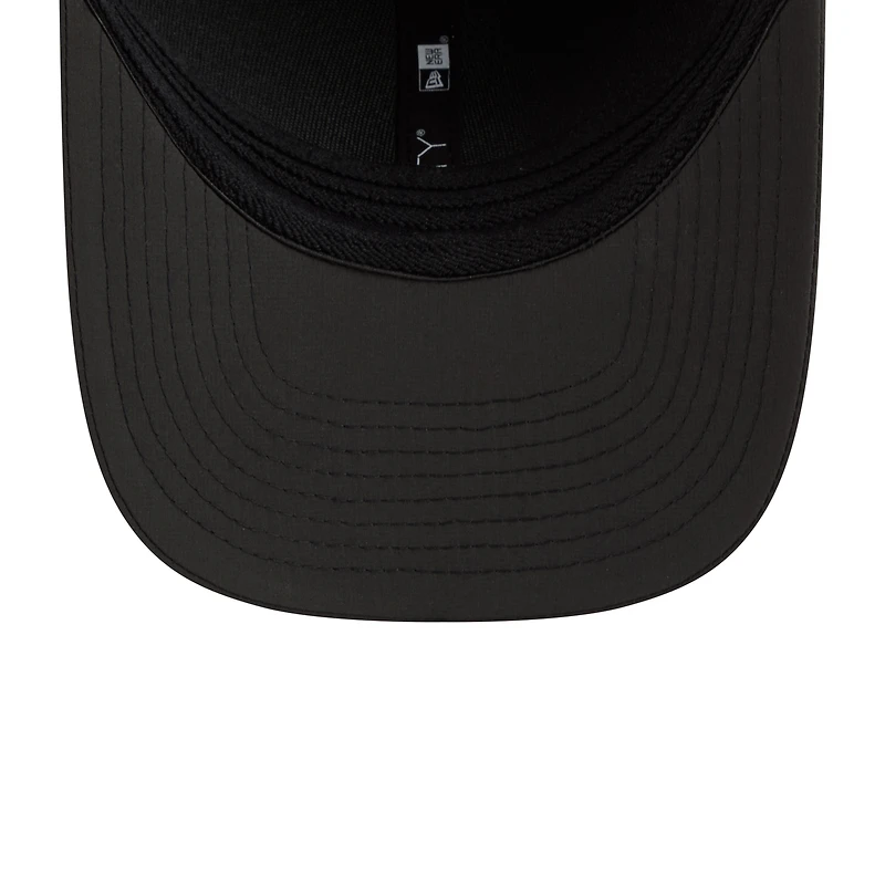 Men's New Era Black Chicago White Sox 2026 Clubhouse M-Crown 39THIRTY Flex Hat