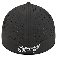Men's New Era  Black Chicago White Sox 39THIRTY A-Frame Perforated Flex Hat