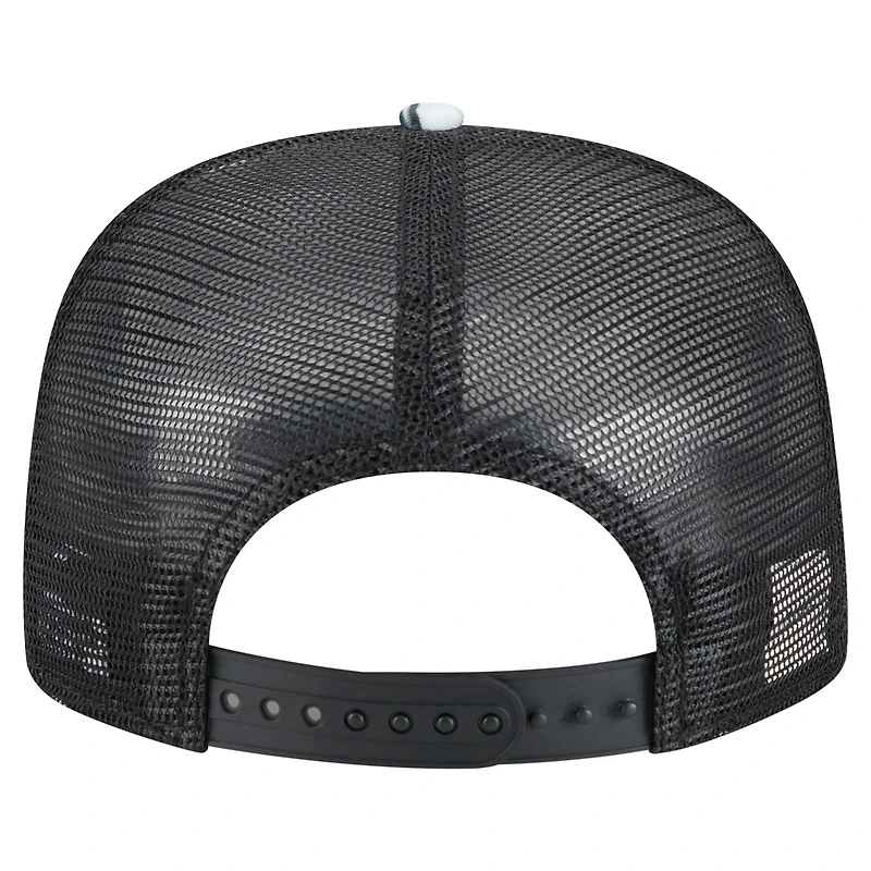 Men's New Era Black Chicago White Sox Adventure Pattern Golfer Trucker Snapback Hat