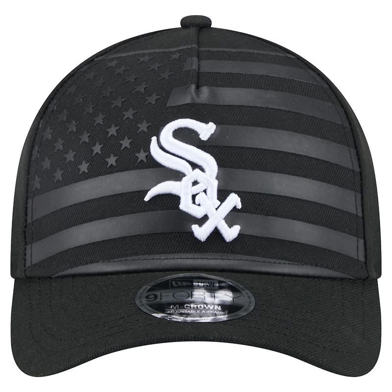 Casquette ajustable New Era noire Chicago White Sox American Flag 9FORTY M-Crown A-Frame pour homme