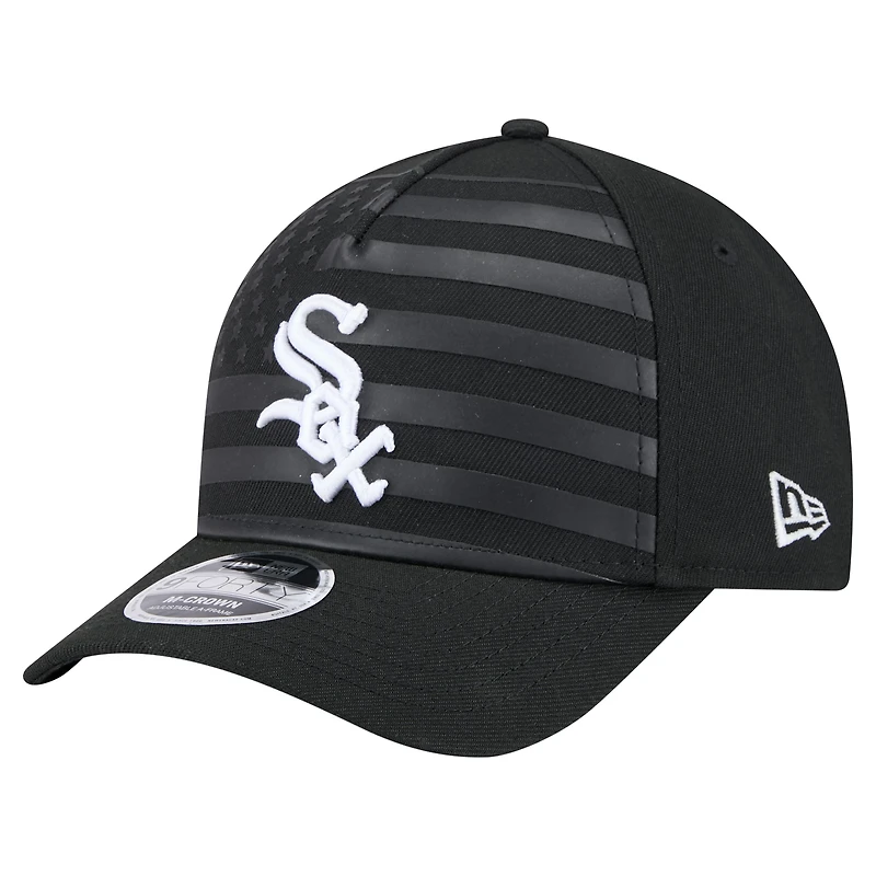 Casquette ajustable New Era noire Chicago White Sox American Flag 9FORTY M-Crown A-Frame pour homme