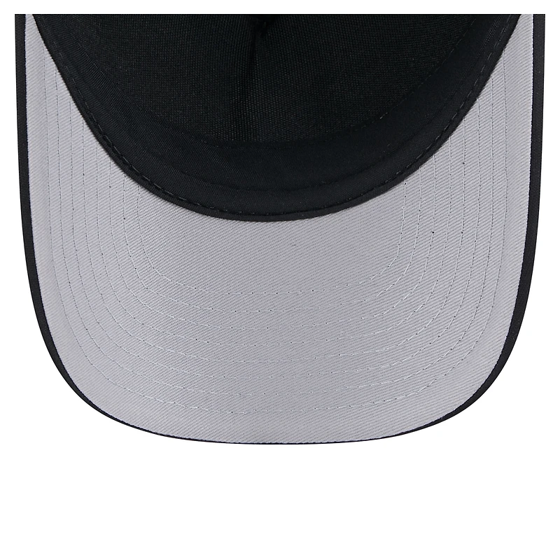 Men's New Era Black Chicago White Sox Gradient 9FORTY A-Frame M-Crown Trucker Adjustable Hat
