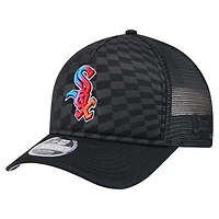 Men's New Era Black Chicago White Sox Gradient 9FORTY A-Frame M-Crown Trucker Adjustable Hat